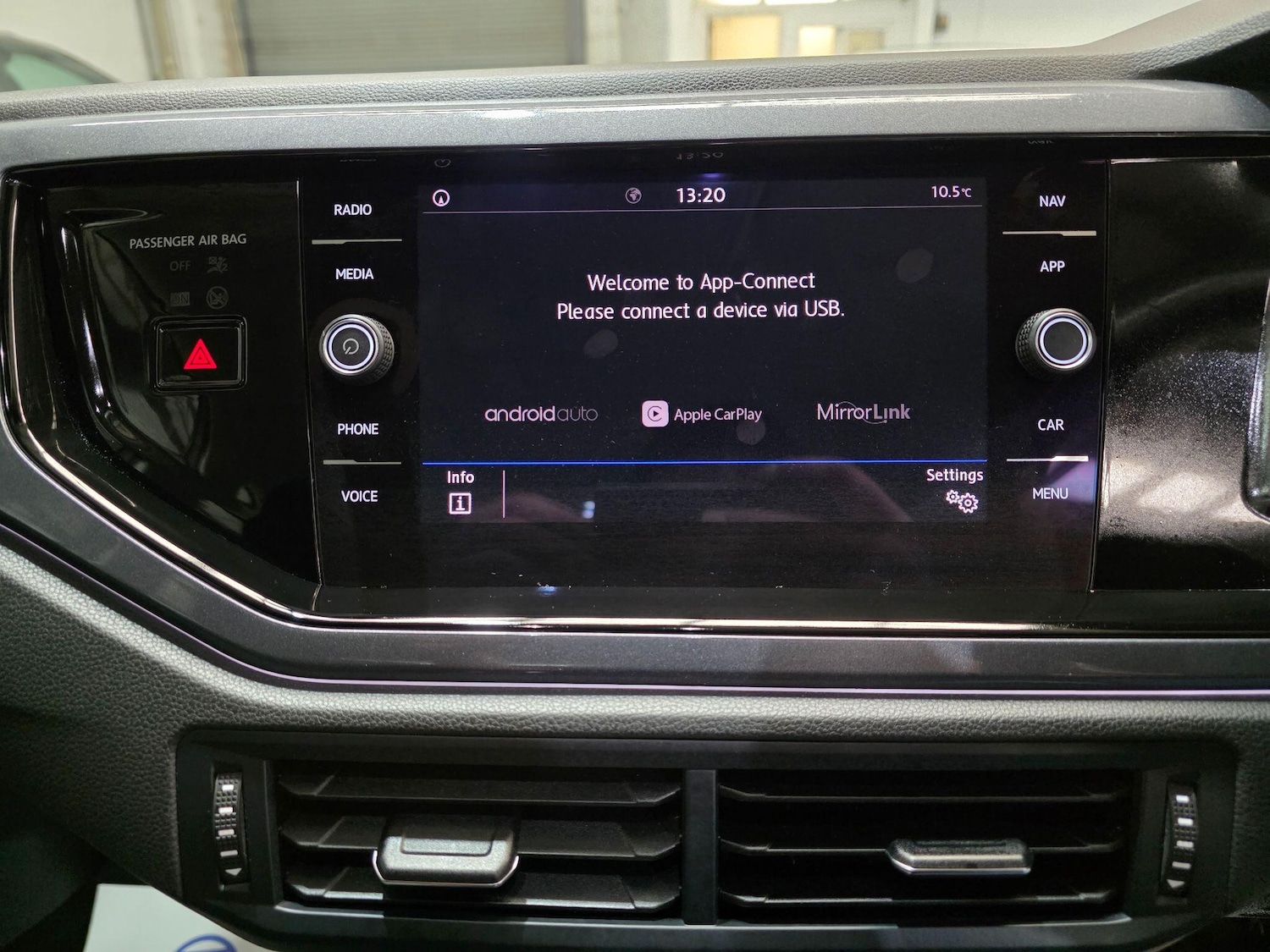 Used Volkswagen Polo for sale - 78085889: Photo 9