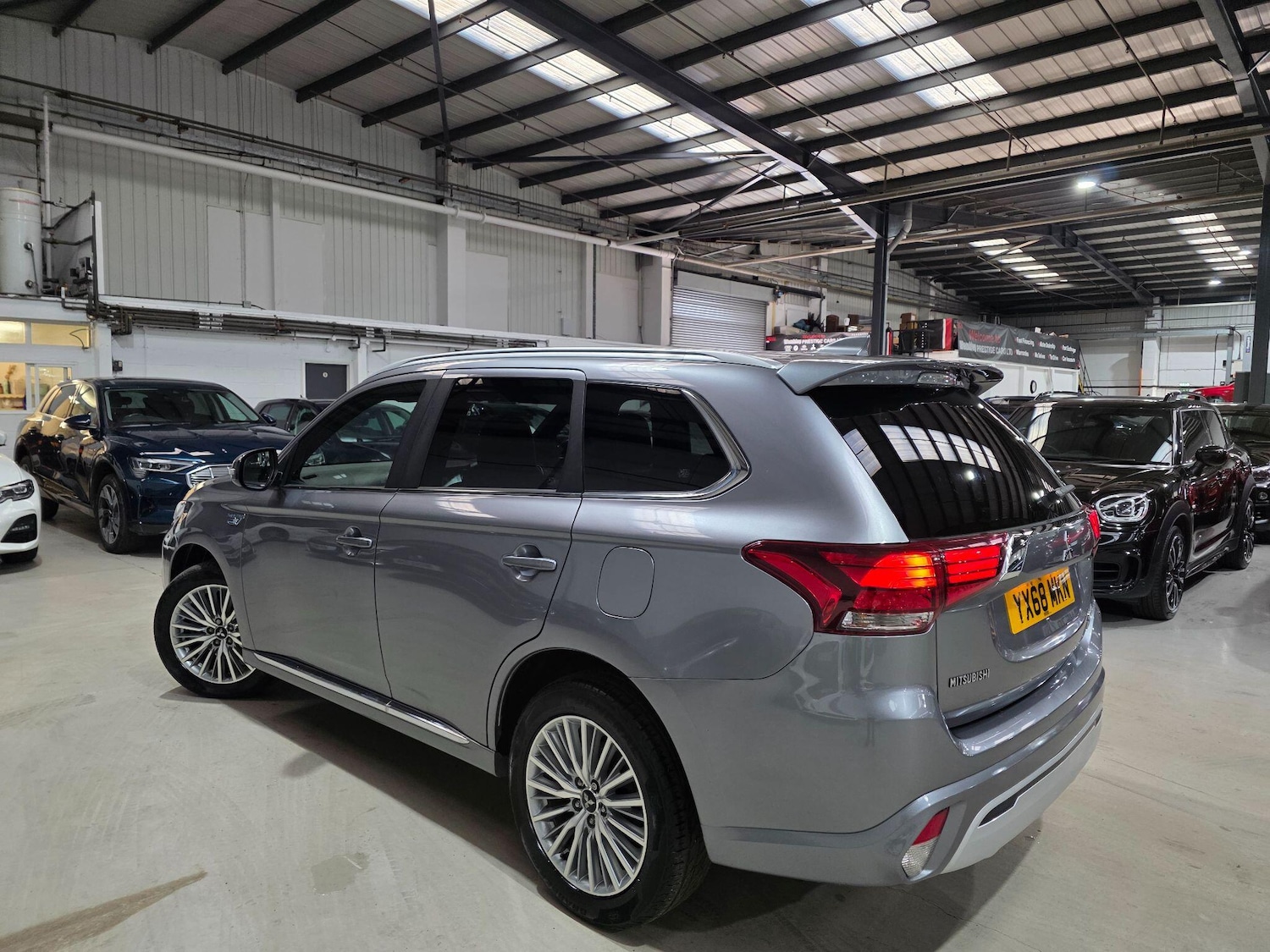 Used Mitsubishi Outlander 2018 for sale - 76936455: Photo 28