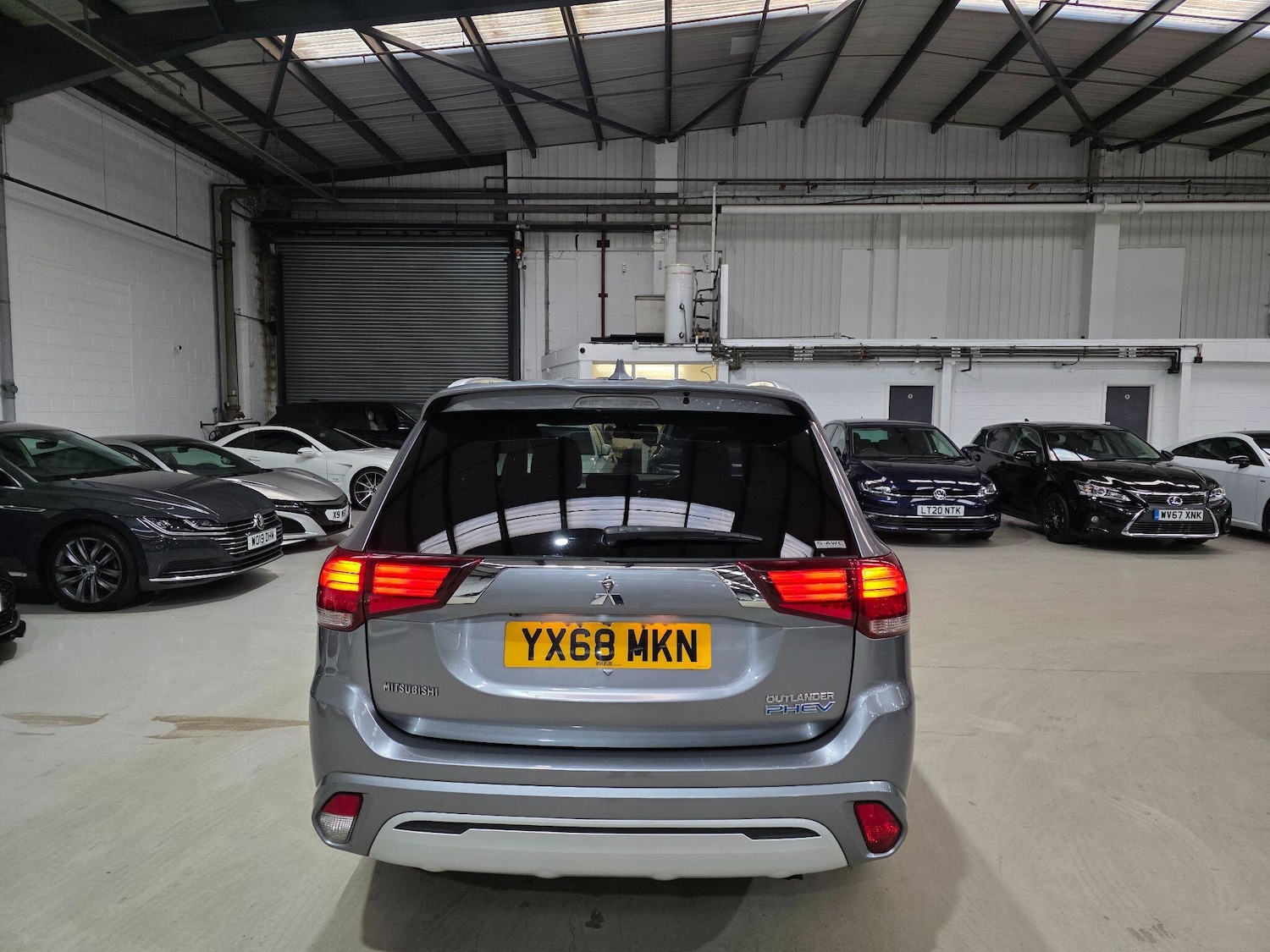 Used Mitsubishi Outlander 2018 for sale - 76936455: Photo 4