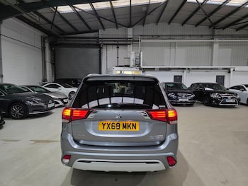 Used Mitsubishi Outlander 2018 for sale - 76936455: Photo