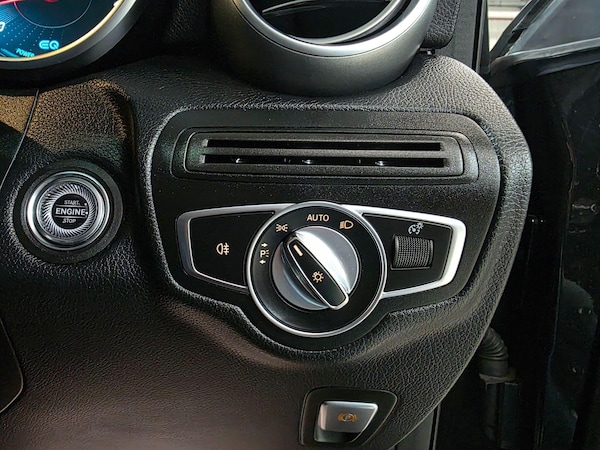 Used Mercedes-Benz GLC 2019 for sale - 76189871: Photo 17