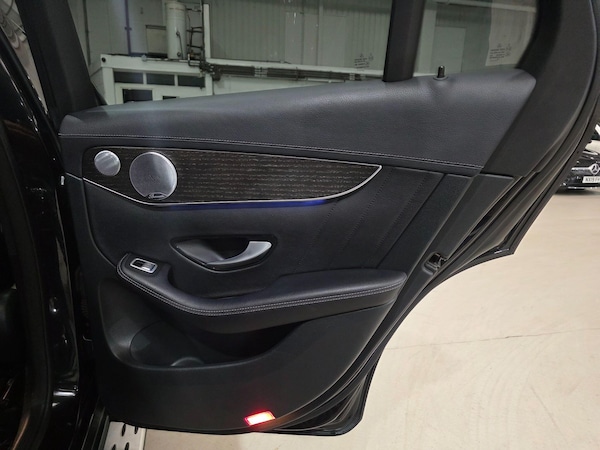 Used Mercedes-Benz GLC 2019 for sale - 76189871: Photo 23