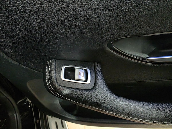 Used Mercedes-Benz GLC 2019 for sale - 76189871: Photo 24