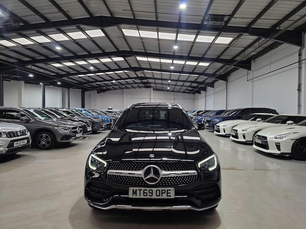 Used Mercedes-Benz GLC 2019 for sale - 76189871: Photo 2