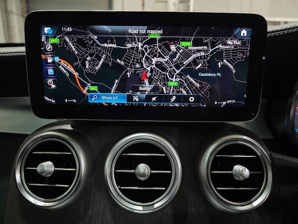 Used Mercedes-Benz GLC 2019 for sale - 76189871: Photo 8