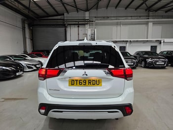 Used Mitsubishi Outlander 2020 for sale - 75552306: Photo