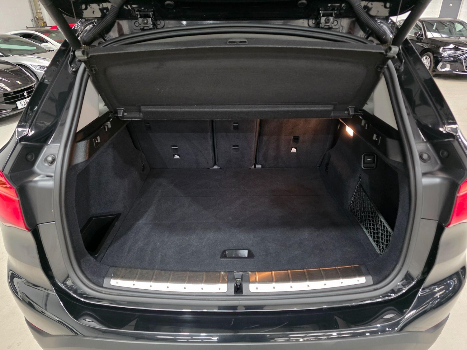 Vehicle 29
