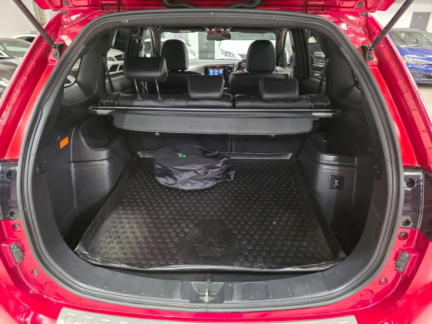 Used Mitsubishi Outlander 2020 for sale - 76398370: Photo 27