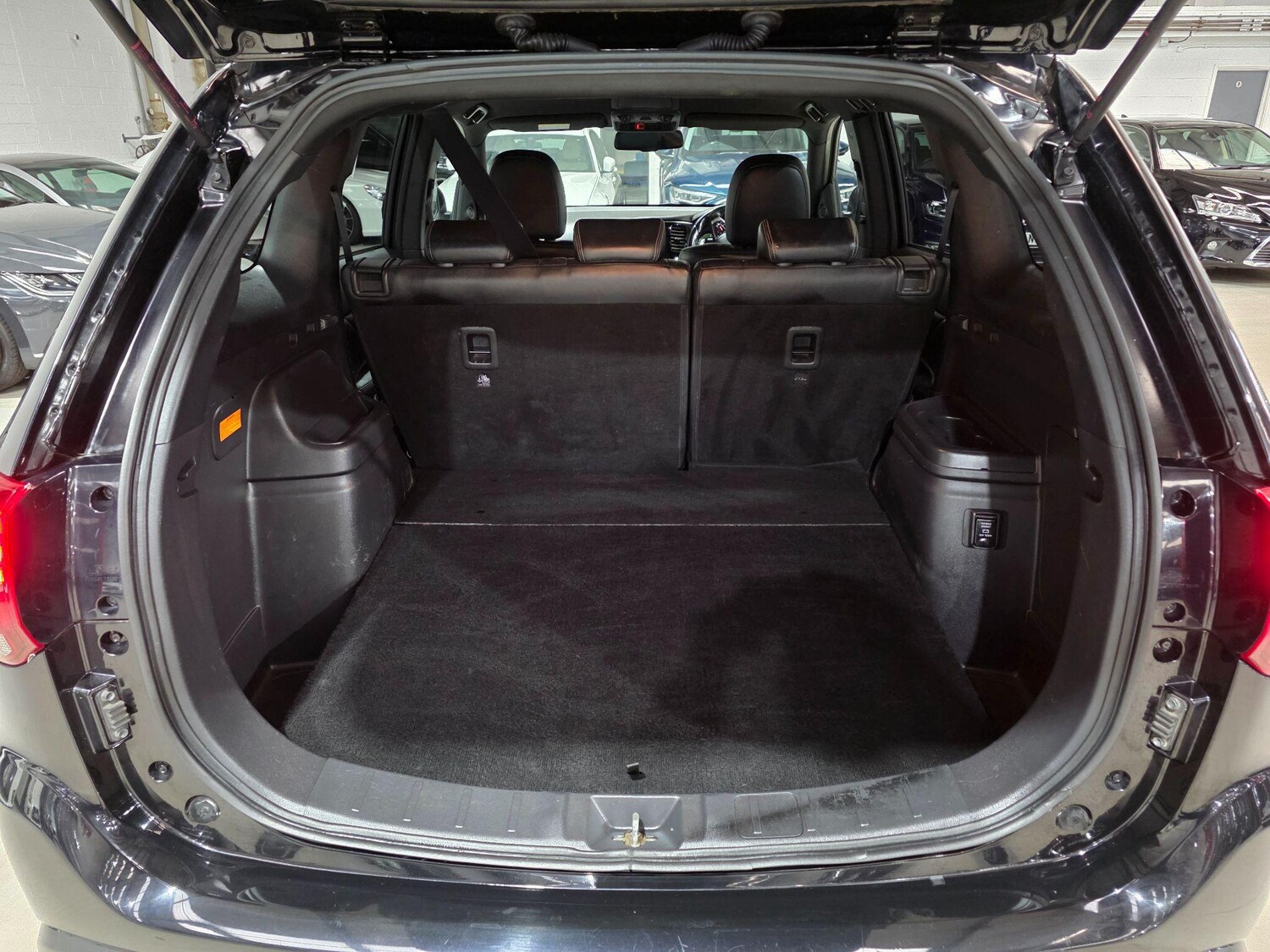 Used Mitsubishi Outlander 2021 for sale - 76849912: Photo 28