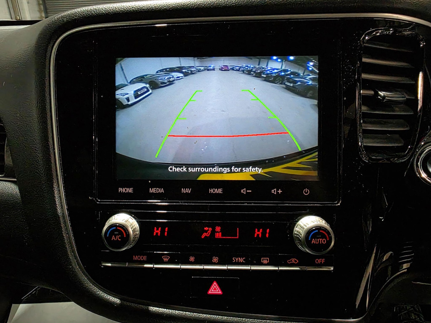 Used Mitsubishi Outlander 2021 for sale - 76849912: Photo 8