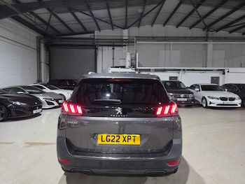 Used Peugeot 5008 2022 for sale - 76473030: Photo