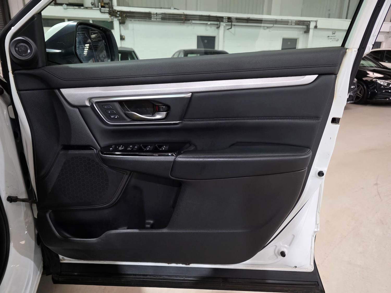 Used Honda CR-V for sale - 76995775: Photo 17