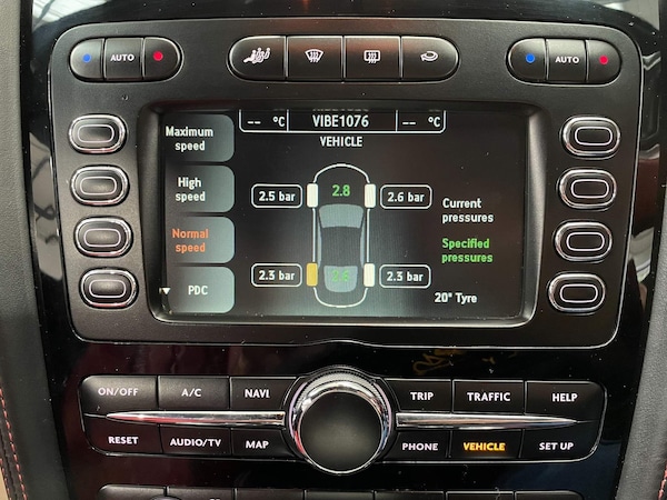Used Bentley Continental 2011 for sale - 73553975: Photo 45