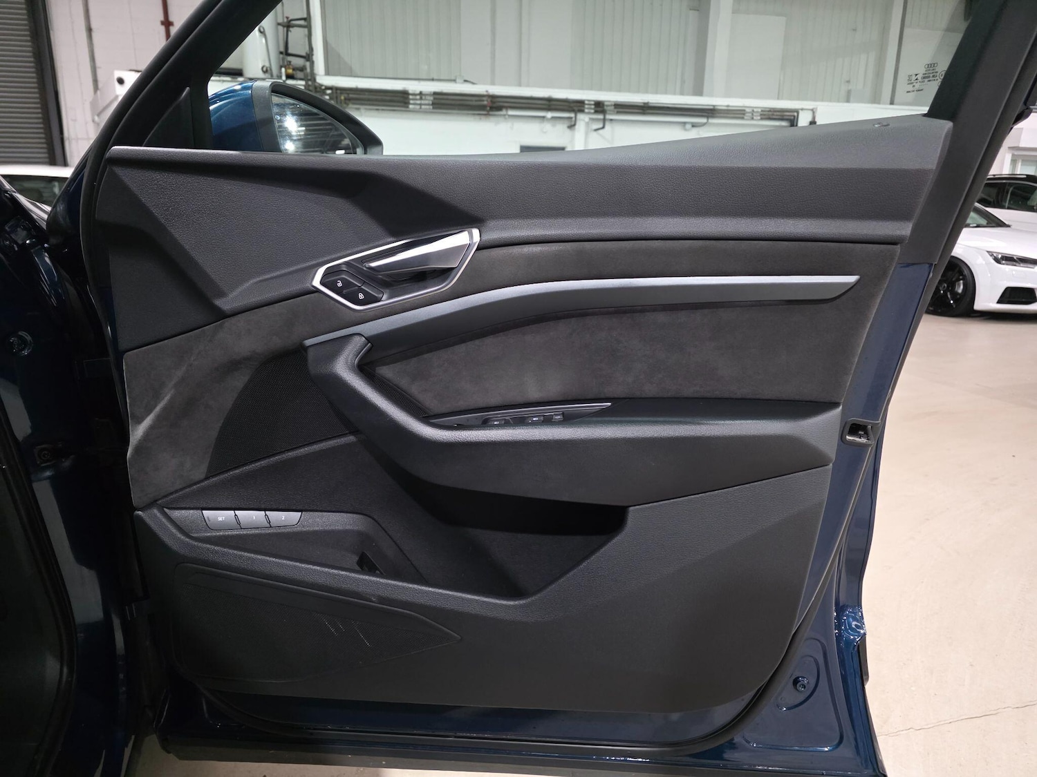 Used Audi e-tron 2020 for sale - 76800992: Photo 18