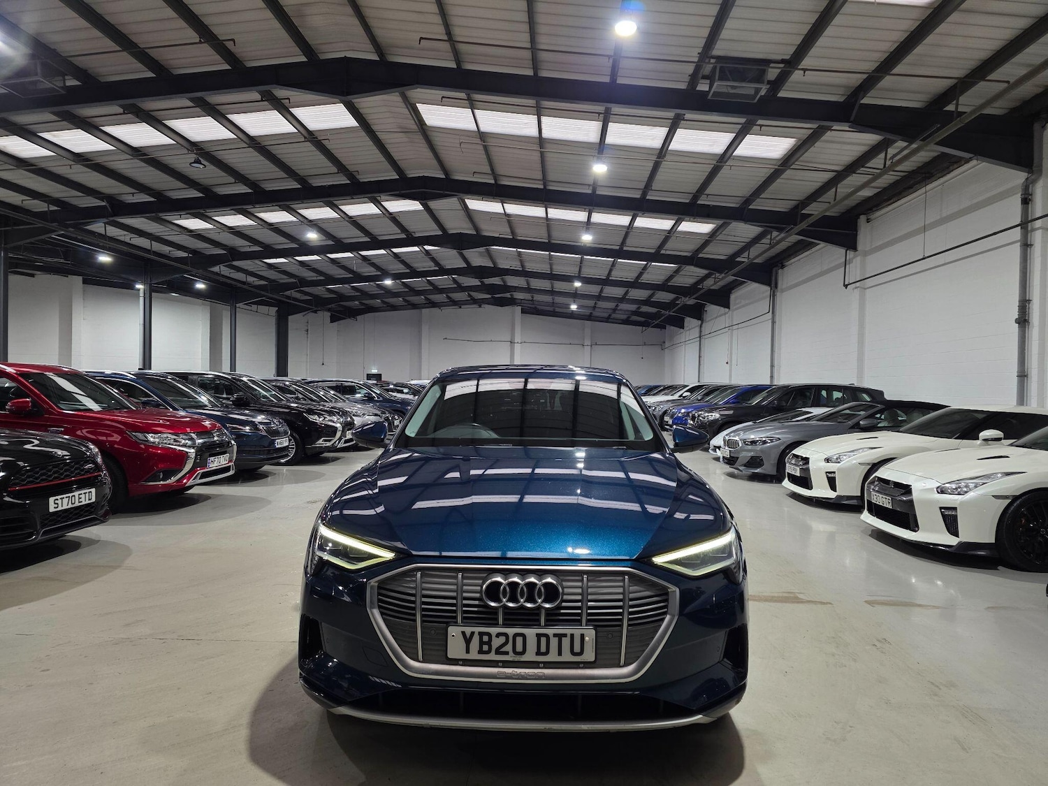 Used Audi e-tron 2020 for sale - 76800992: Photo 2