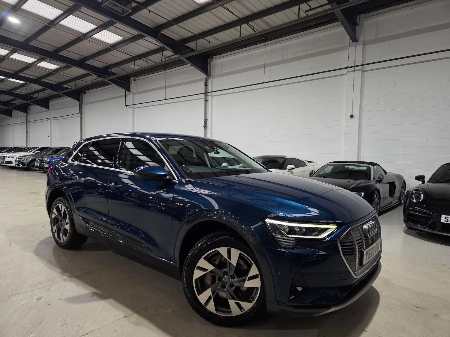 Used Audi e-tron 2020 for sale - 76800992: Photo 3