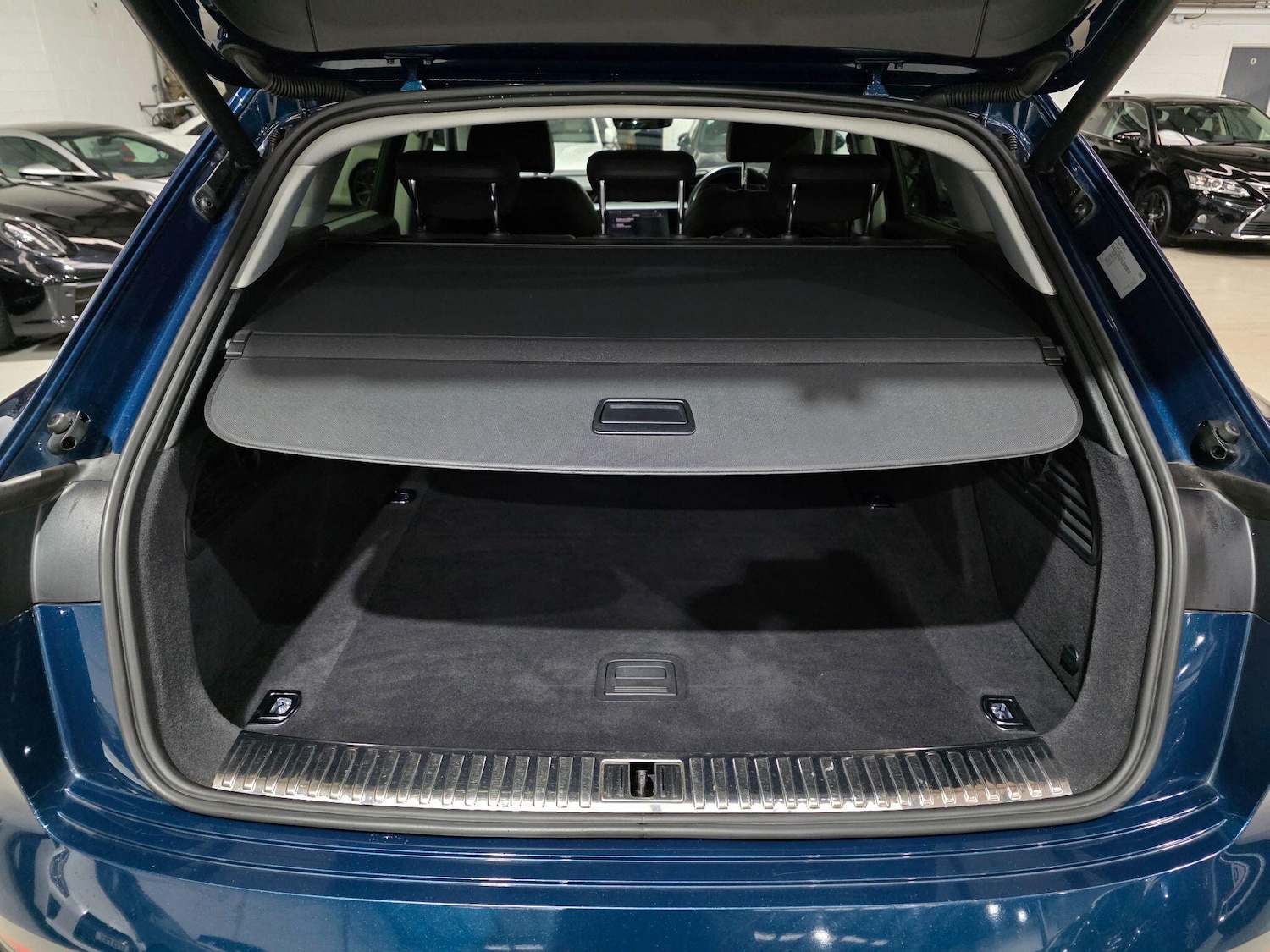 Used Audi e-tron 2020 for sale - 76800992: Photo 35