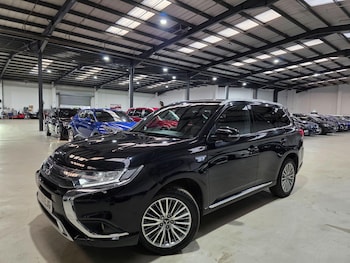 Used Mitsubishi Outlander 2020 for sale - 76990897: Photo