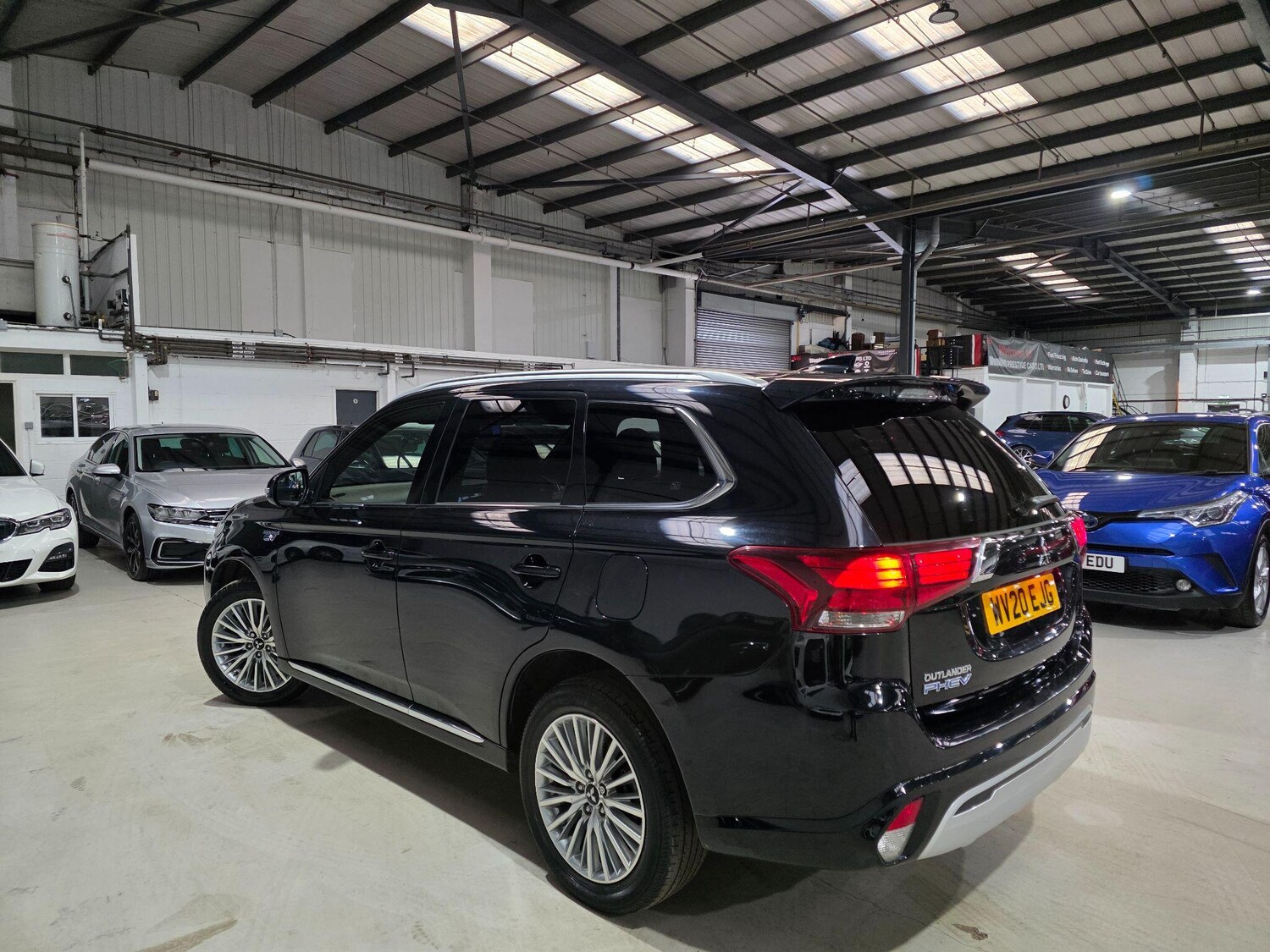 Used Mitsubishi Outlander 2020 for sale - 76990897: Photo 25