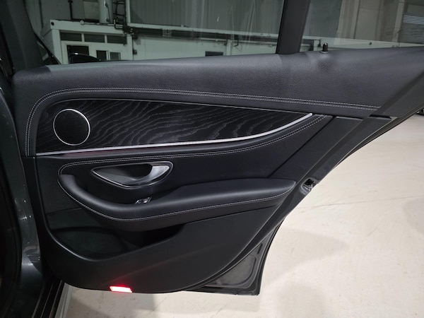 Used Mercedes-Benz E Class 2020 for sale - 76121783: Photo 25