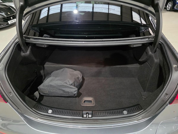 Used Mercedes-Benz E Class 2020 for sale - 76121783: Photo 34