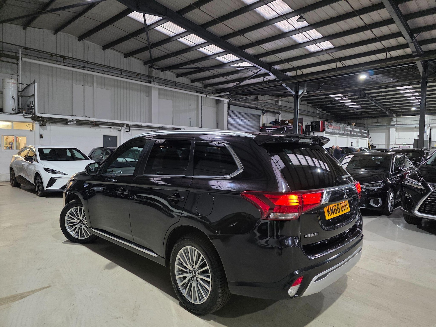 Used Mitsubishi Outlander 2018 for sale - 77314621: Photo 28