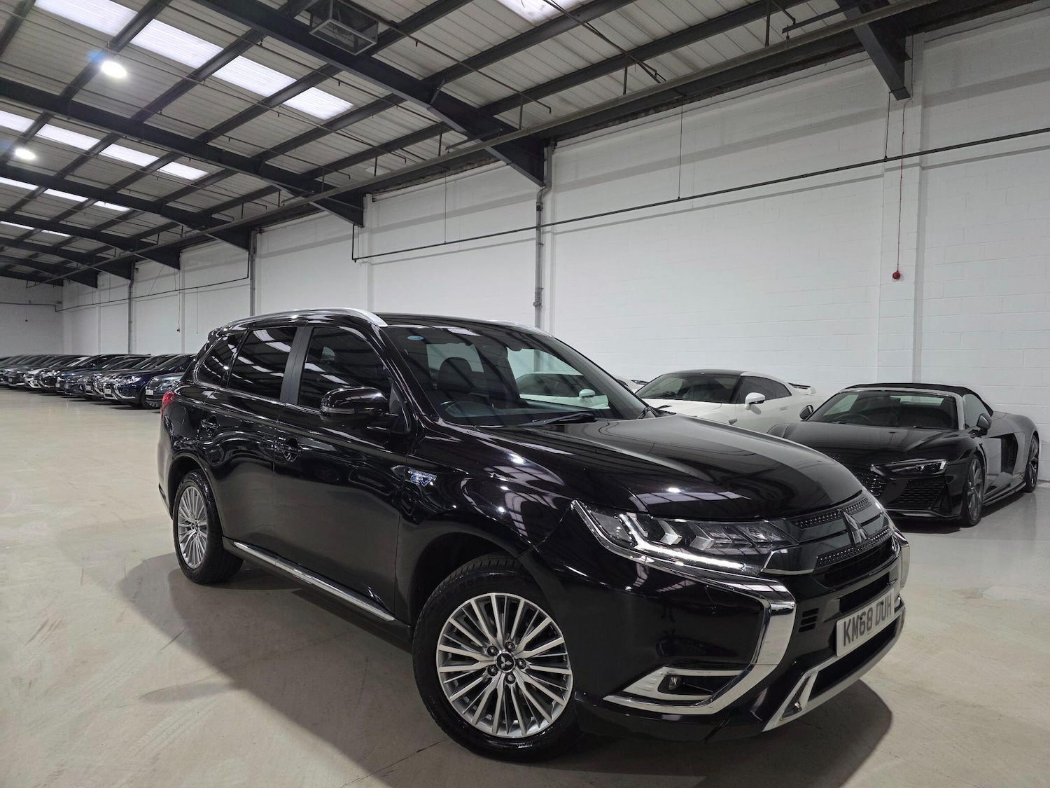 Used Mitsubishi Outlander 2018 for sale - 77314621: Photo 3
