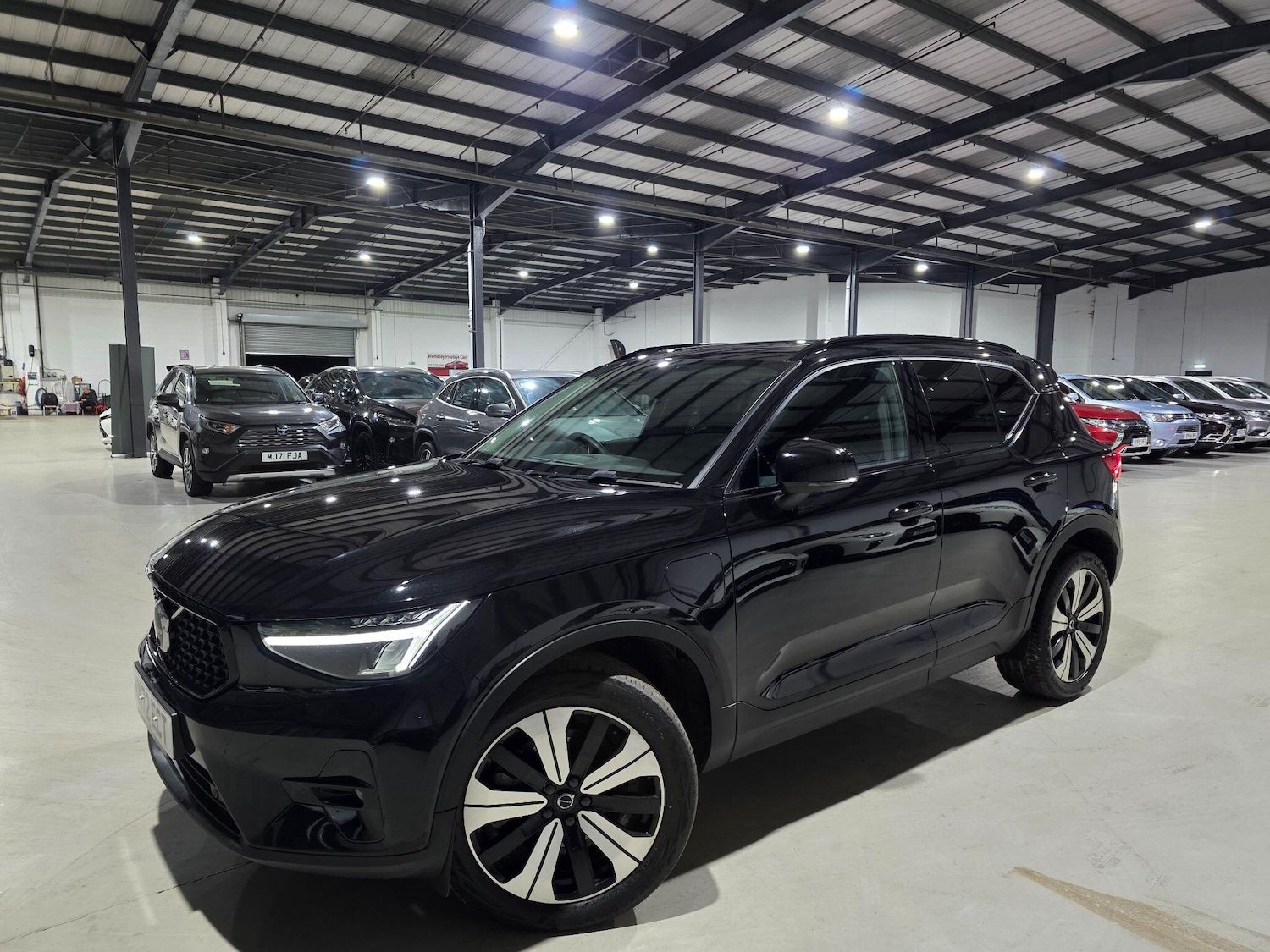 Used Volvo XC40 2022 for sale - 76409429: Photo 1