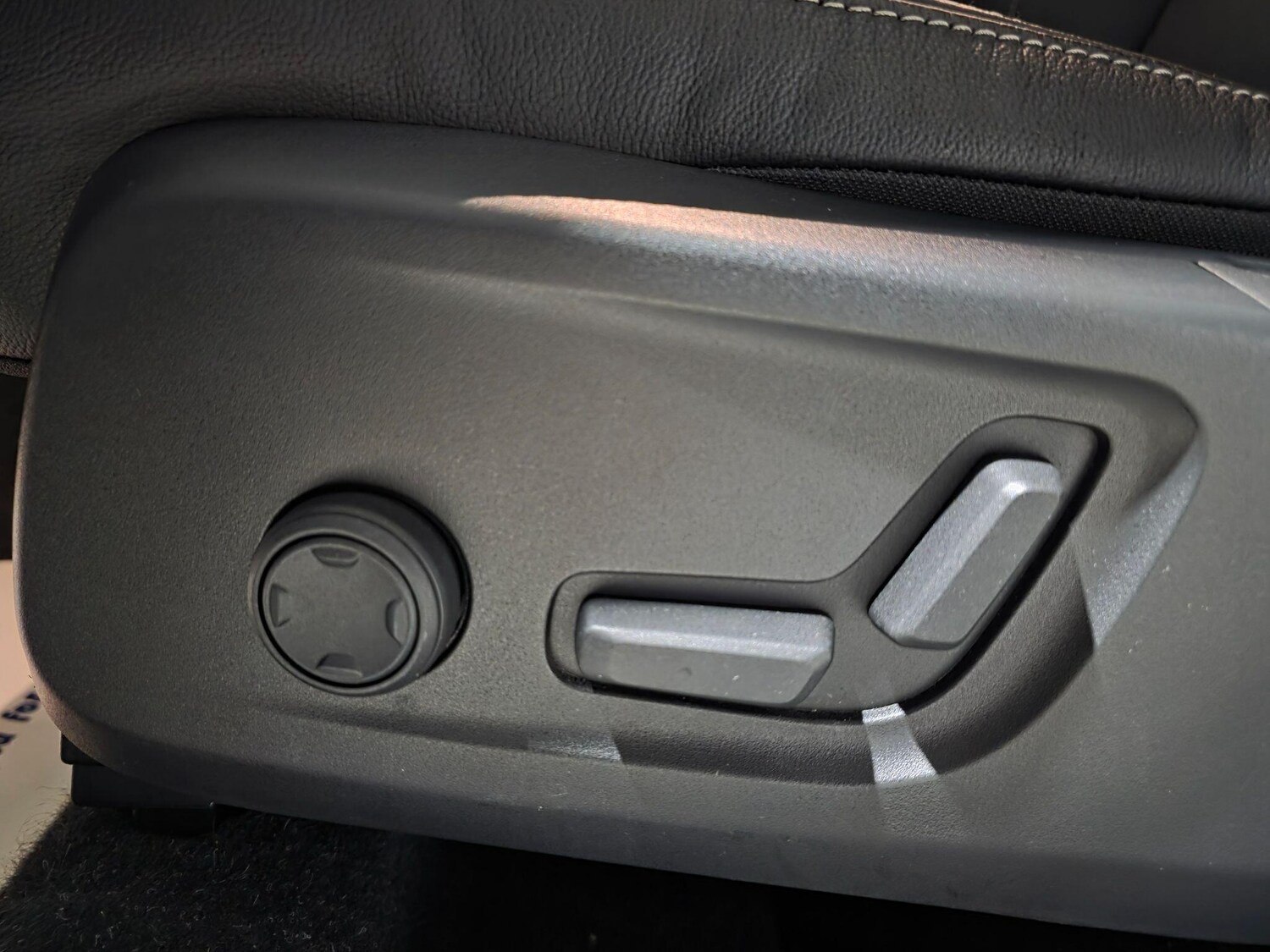 Used Volvo XC40 2022 for sale - 76409429: Photo 16