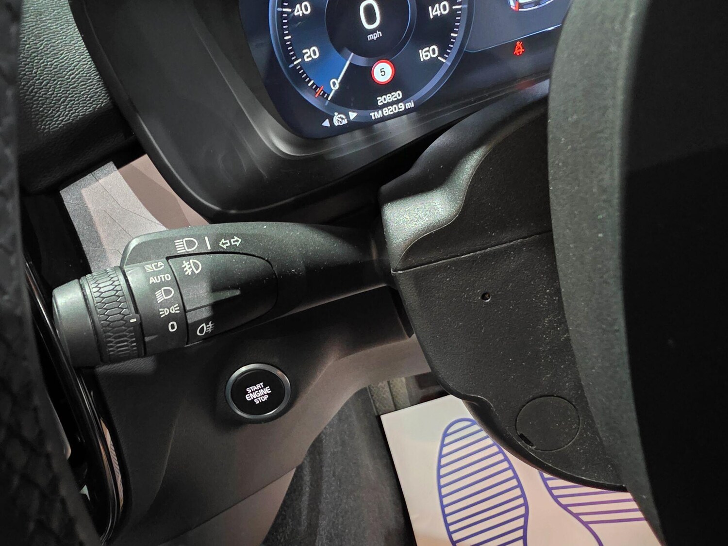 Used Volvo XC40 2022 for sale - 76409429: Photo 25