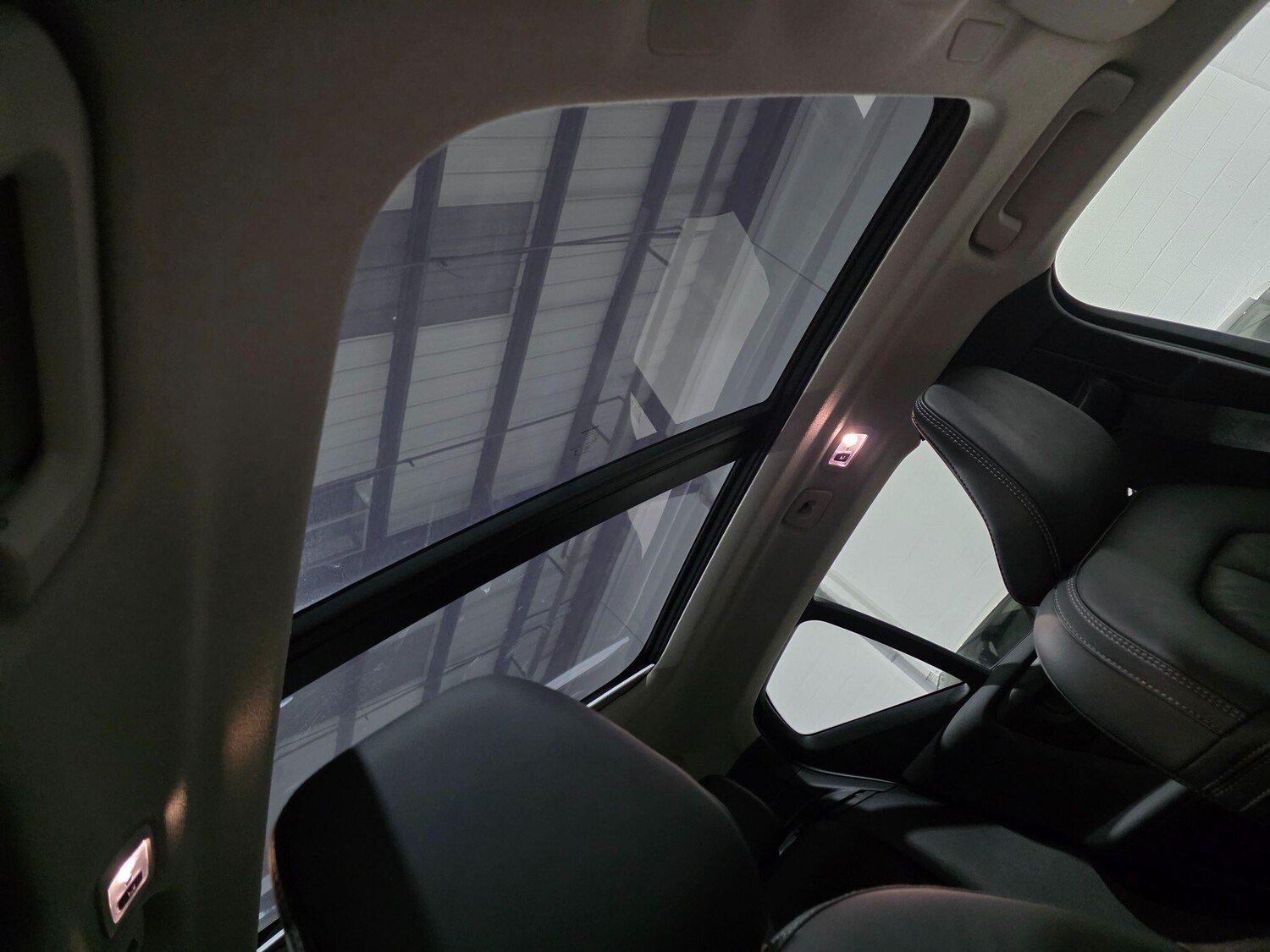 Used Volvo XC40 2022 for sale - 76409429: Photo 7