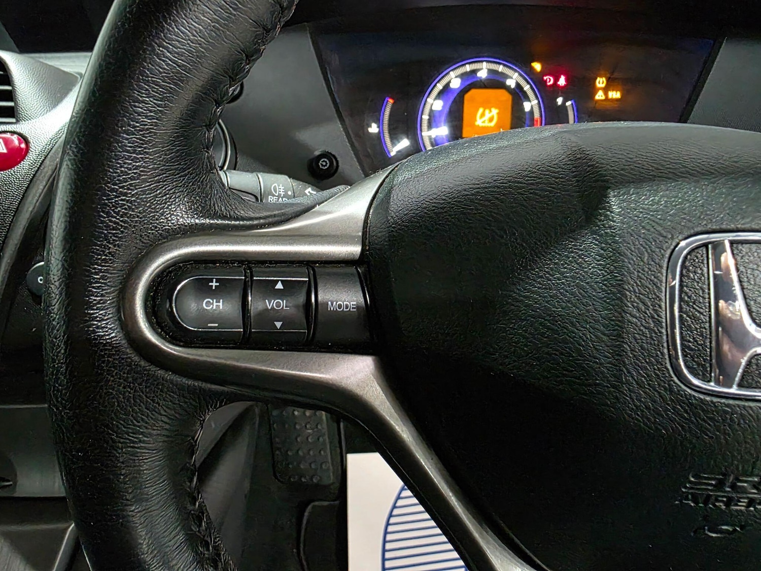 Used Honda Civic 2010 for sale - 76994275: Photo 16