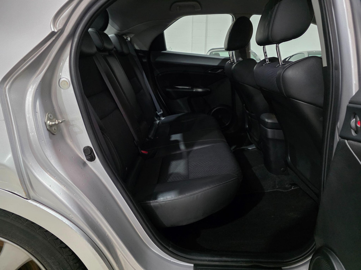 Used Honda Civic 2010 for sale - 76994275: Photo 21