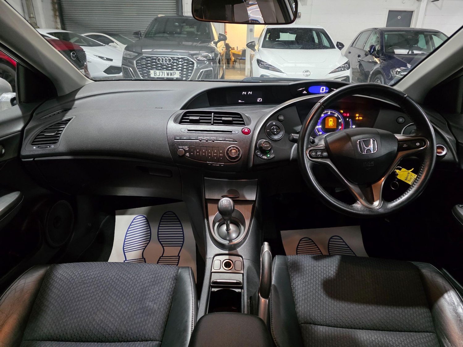 Used Honda Civic 2010 for sale - 76994275: Photo 5