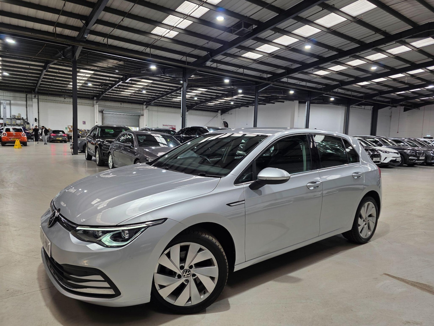 Used Volkswagen Golf 2020 for sale - 76042647: Photo 1