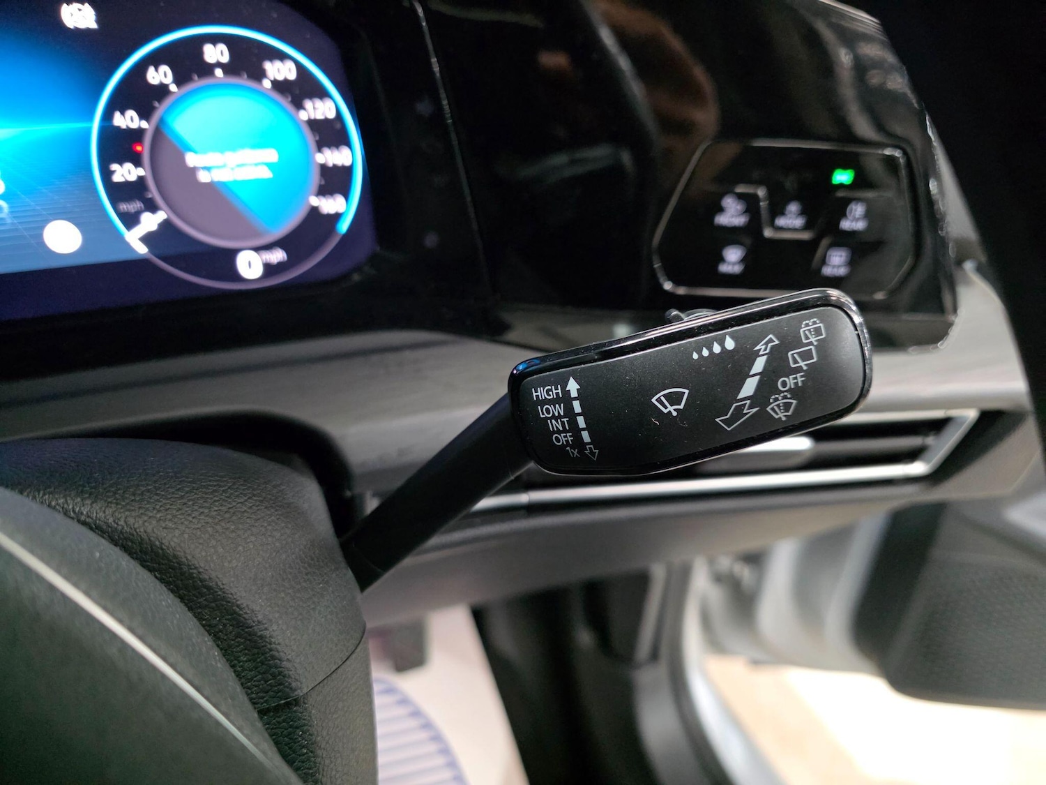 Used Volkswagen Golf 2020 for sale - 76042647: Photo 22