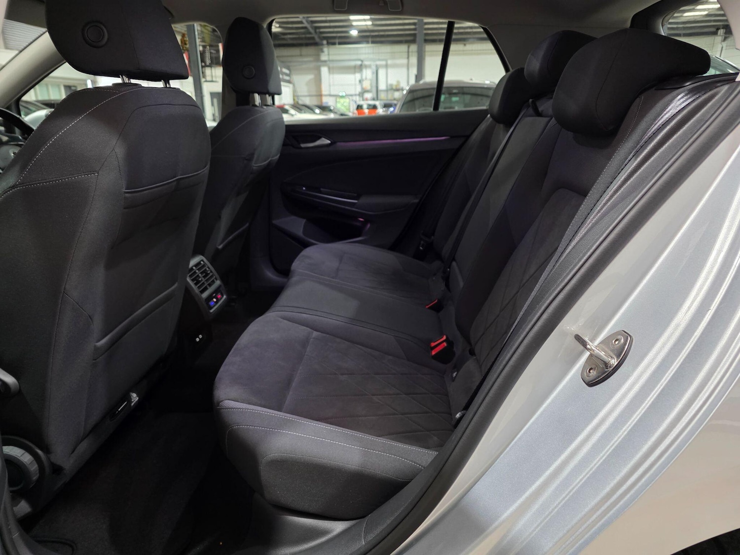 Used Volkswagen Golf 2020 for sale - 76042647: Photo 28
