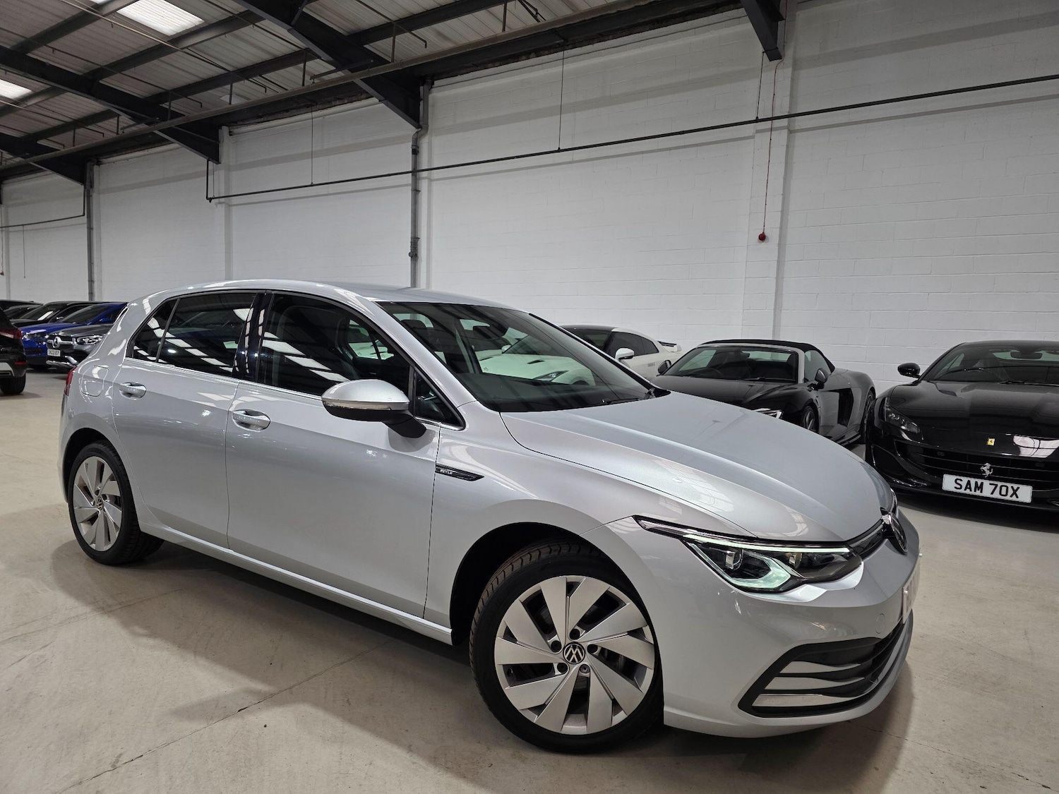Used Volkswagen Golf 2020 for sale - 76042647: Photo 3