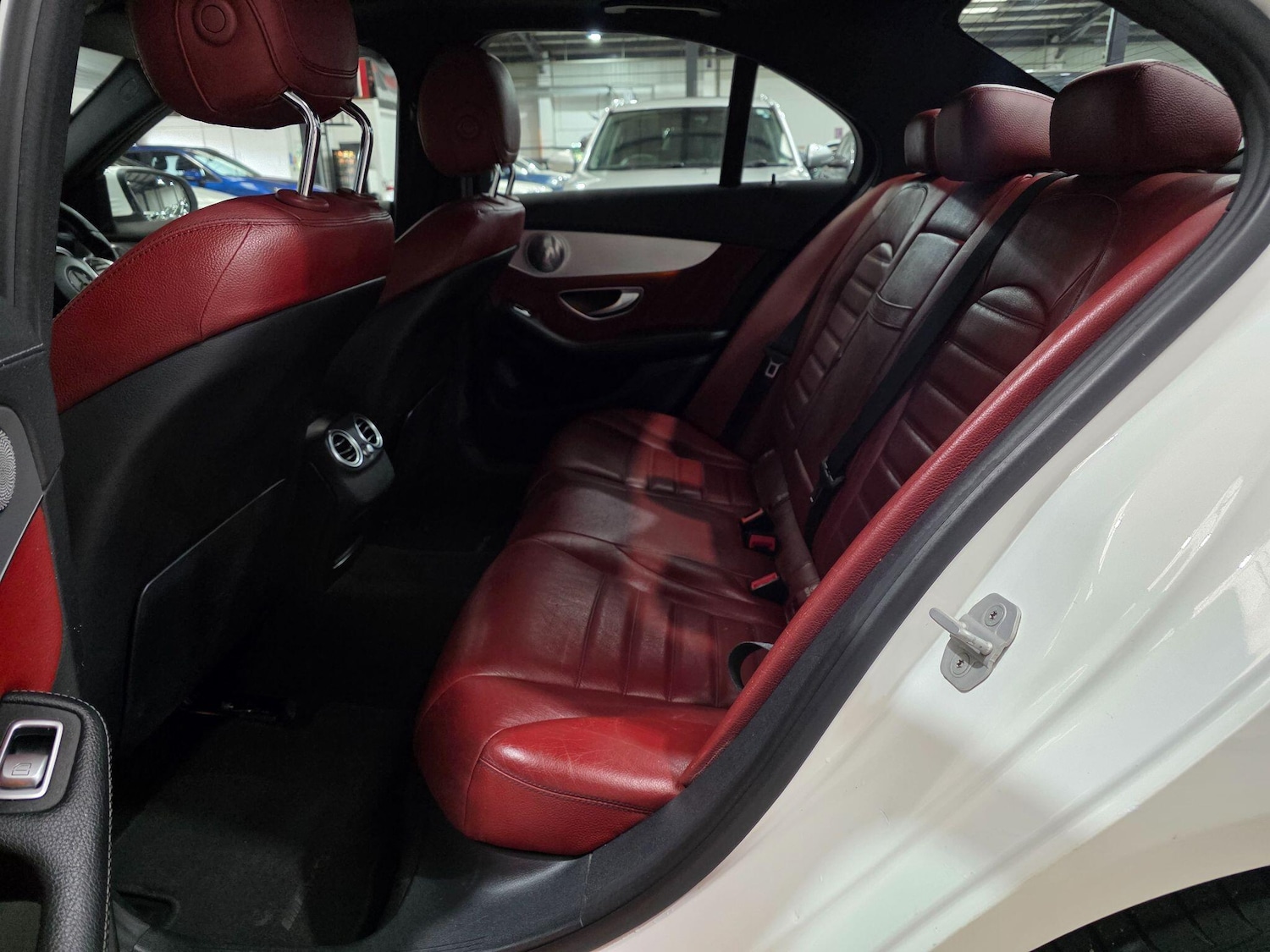 Used Mercedes-Benz C Class 2015 for sale - 76213823: Photo 26