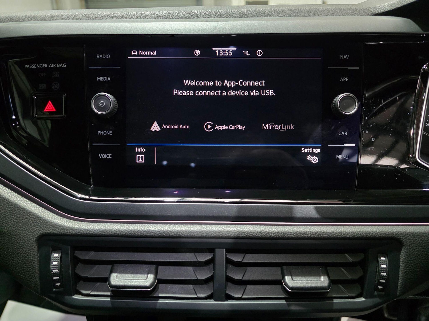 Used Volkswagen Taigo 2022 for sale - 76824761: Photo 8