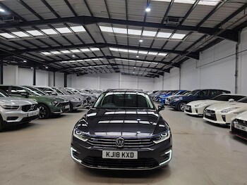 Used Volkswagen Passat 2018 for sale - 78184986: Photo