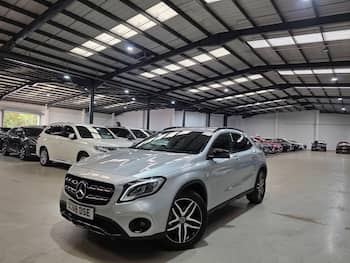 Used Mercedes-Benz GLA 2019 for sale - 79497089: Photo