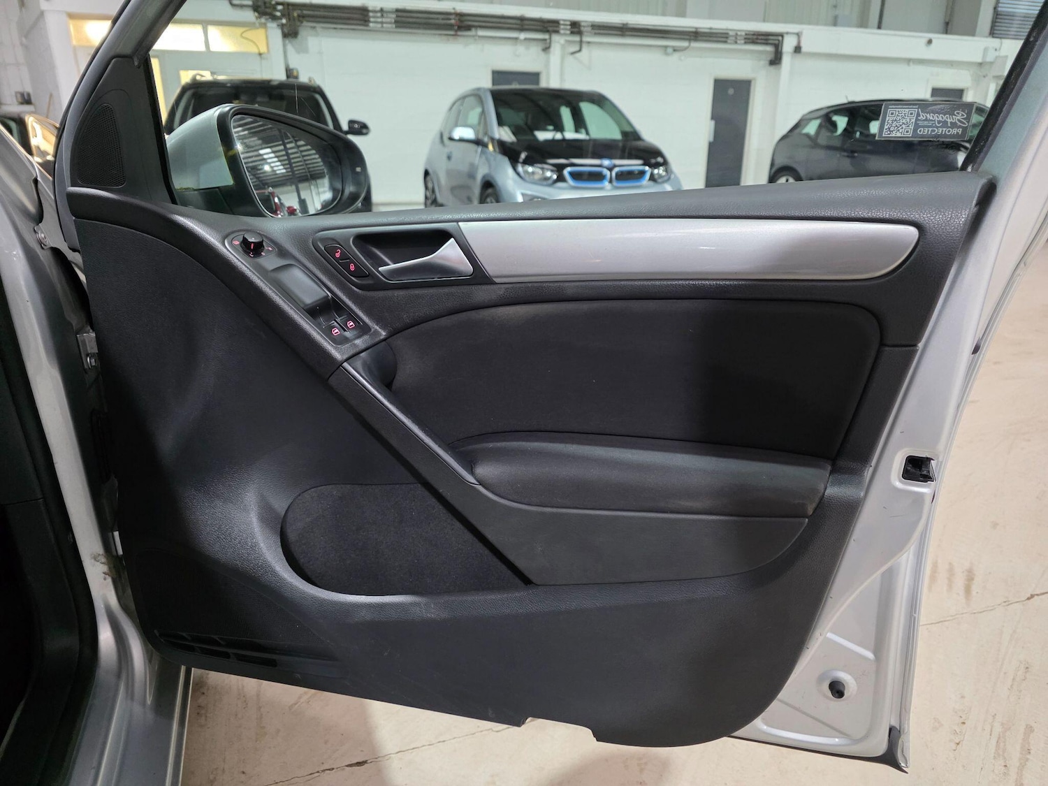 Used Volkswagen Golf 2010 for sale - 77840041: Photo 10