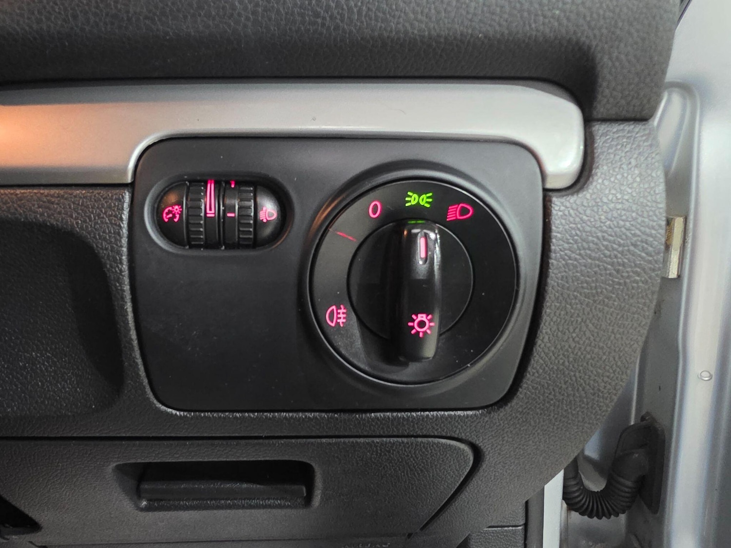 Used Volkswagen Golf 2010 for sale - 77840041: Photo 12