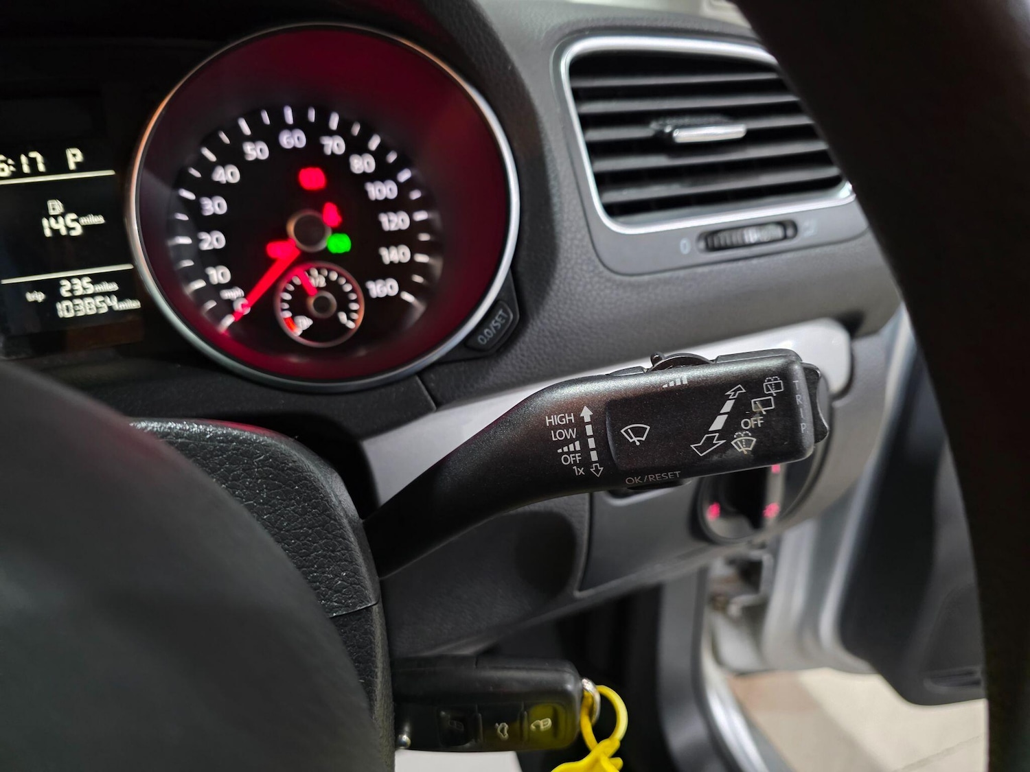 Used Volkswagen Golf 2010 for sale - 77840041: Photo 14