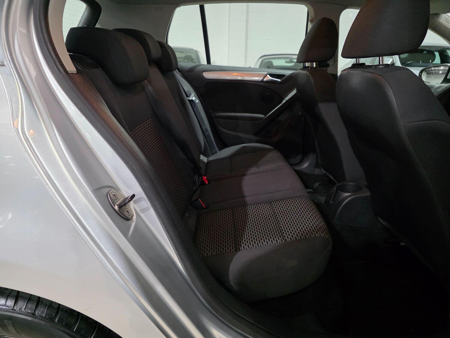 Used Volkswagen Golf 2010 for sale - 77840041: Photo 17