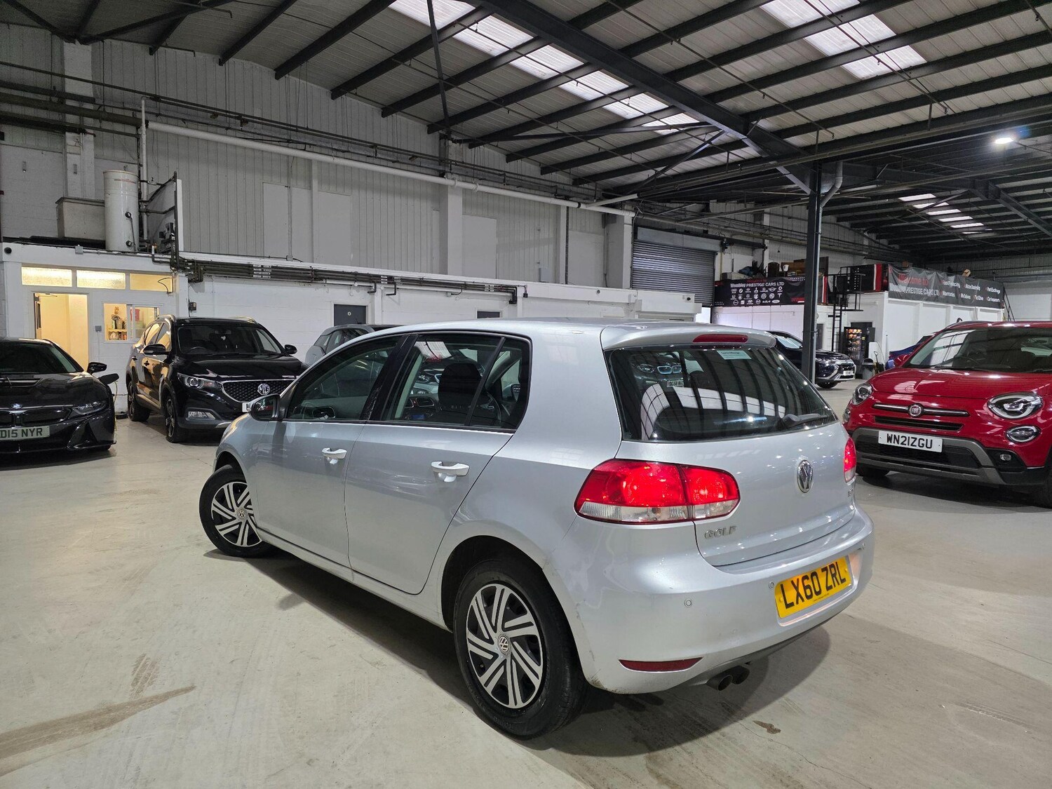 Used Volkswagen Golf 2010 for sale - 77840041: Photo 21