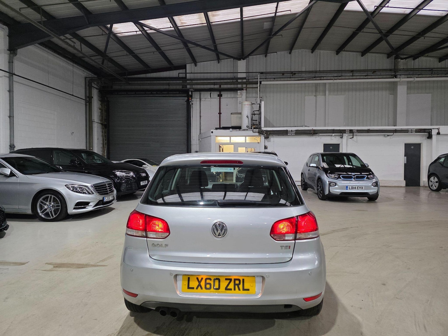 Used Volkswagen Golf 2010 for sale - 77840041: Photo 4