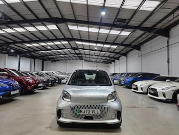 Used smart fortwo 2022 for sale - 79039413: Photo
