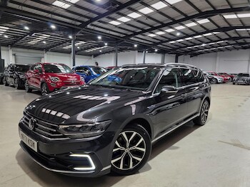 Used Volkswagen Passat 2021 for sale - 77510879: Photo